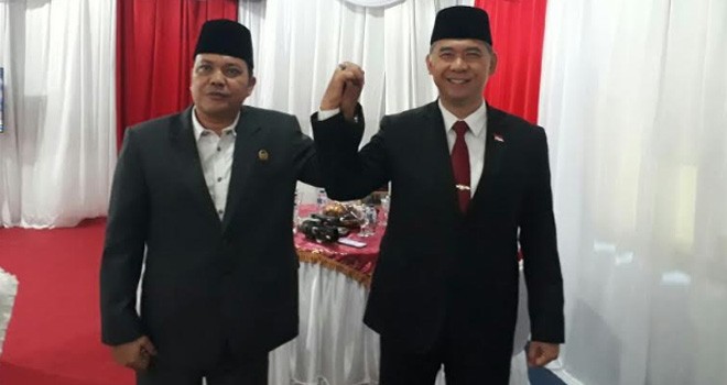 Sy Fasha bersama Ketua DPC PKB Kota Jambi, Sulaiman Syawal usai Paripurna di DPRD Kota Jambi, Rabu (16/8) siang.