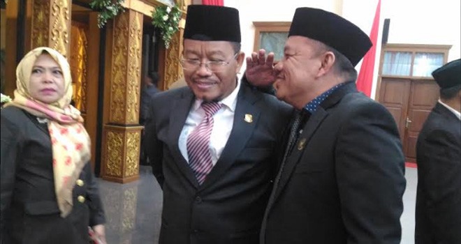 Anggota DPRD Provinsi Jambi, H. Salam saat sidang paripurna di Kantor DPRD Provinsi Jambi.