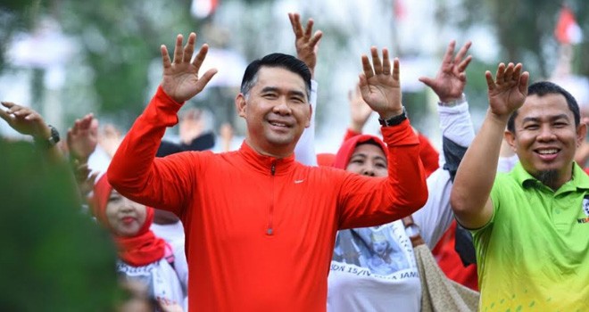 Fasha Bersama Ribuan Massa Padati Kantor Wali Kota.