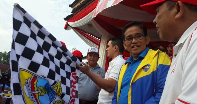 H Bakri turut hadiri jalan santai bersama Gubernur Jambi, Zumi Zola.