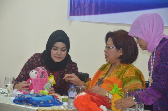 Ketua Dekranasada Provinsi Jambi Hj. Sherrin Tharia Zola.