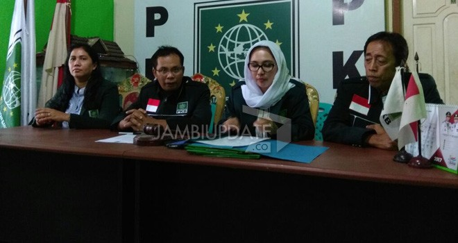 Ketua Desk Pilkada DPC PKB Kota Jambi, Harlina Fahri menjelaskan persiapan penjaringan Calon Walikota dan Wakil Walikota Jambi belum lama ini.