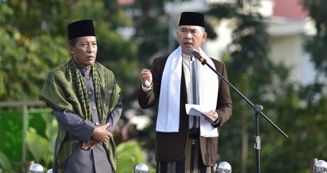 Walikota dan Wakil Walikota Jambi, Sy Fasha dan Abdullah Sani.