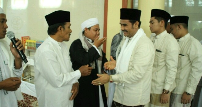 SAH saat usai Sholat Idul Adha Di Mesjid.