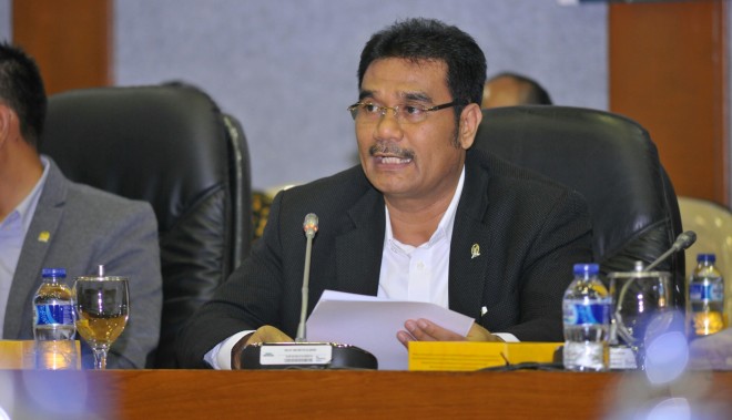 Anggota DPR RI,  Sutan Adil Hendra. 