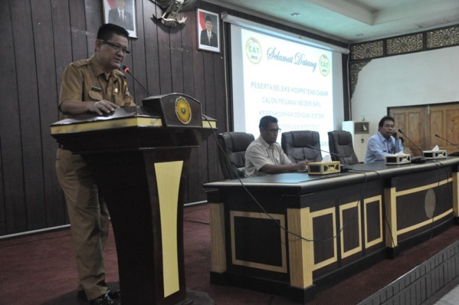 Pejabat Sekretaris Daerah (Pj.Sekda) Provinsi Jambi, Drs.H.Erwan Malik,MM.