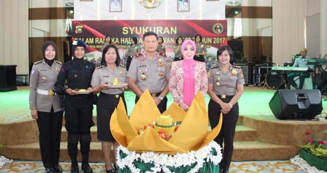 HUT ke 69, Polwan Polda Jambi.