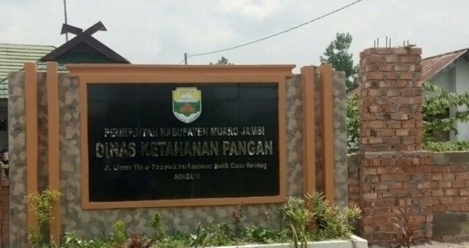 Kantor Dinas Ketahanan Pangan Muaro Jambi Rusak Parah.