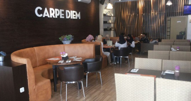 Carpe Diem Coffee n Dinner yang beroperasi di Kawasan Talang Banjar.