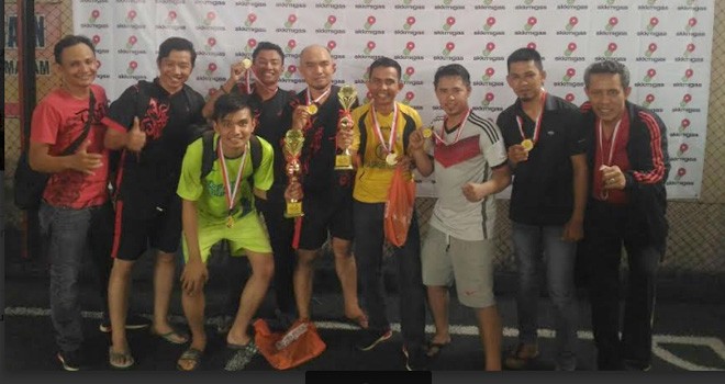 Laga persahabatan Futsal dengan Stakeholder.