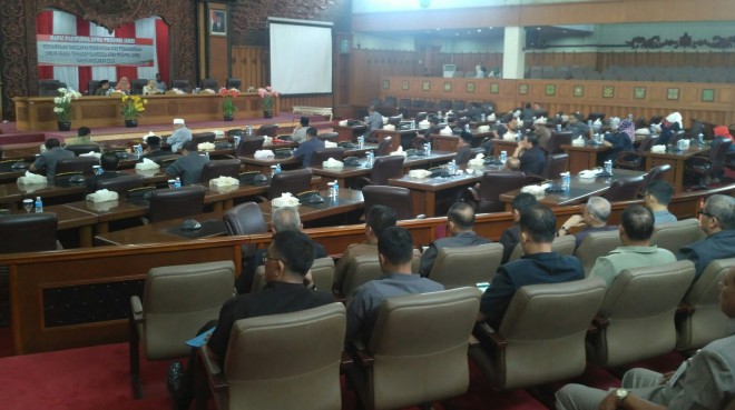 Paripurna DRPD Provinsi Jambi.