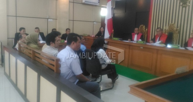Sidang lanjutan kasus korupsi mark up gaji golongan 3 Setda Provinsi Jambi dengan terdakwa Mulyadi mantan staf bendahara pengeluaran.