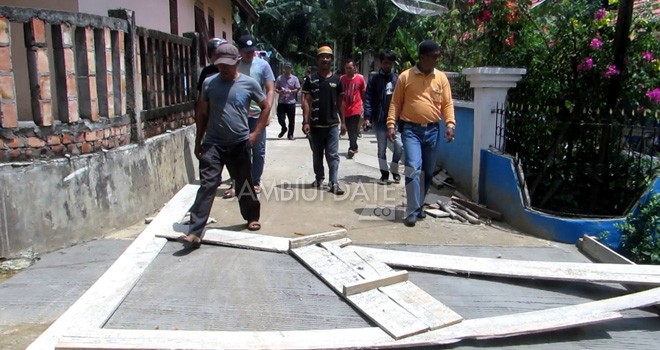 Pembangunan Jalan Lingkungan di Kenali Besar.