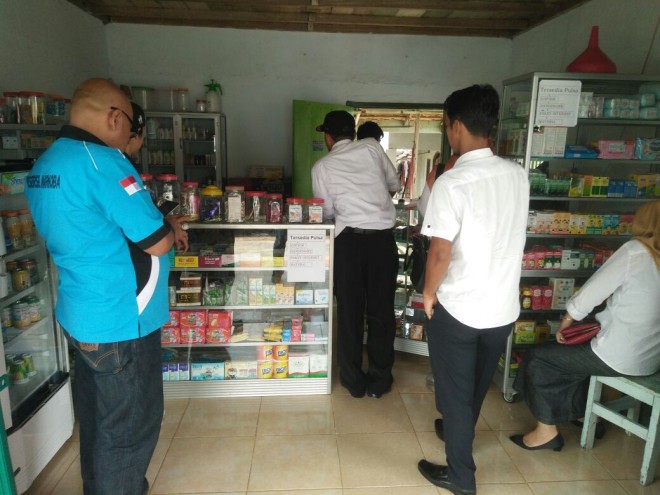 Razia yang digelar tim gabungan di salah satu apotek di Muarojambi. 