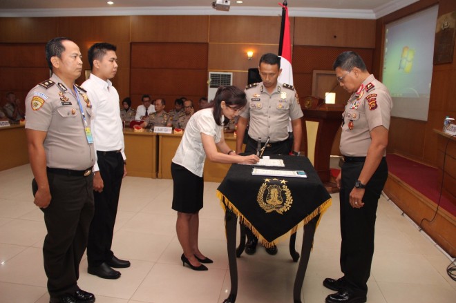 Saat penandatangan pakta integritas.