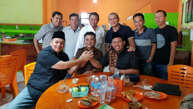 Tim Fasha saat Bertemu Sum Indra.