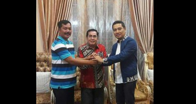 Pertemuan Monadi di Kediaman AJB bersama Subur Budiman. 
