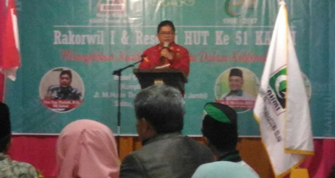 Viva Yoga Hadiri Puncak Resepsi HUT KAHMI ke 51.