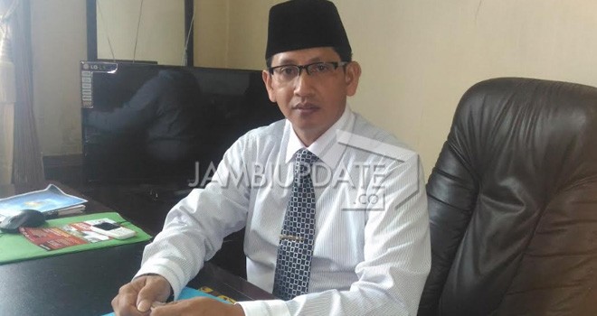 Kepala Biro Humas dan Protokoler Setda Provinsi Jambi, Johansyah. Foto : Zainur Rizal / Jambi Ekspres.