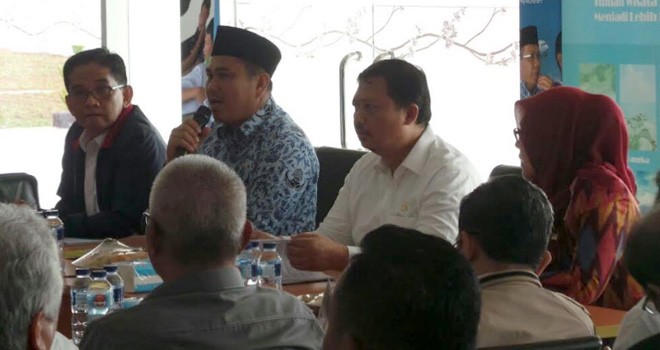 Tiba di bungo,ini rangkaian kegiatan komisi V DPR RI dalam kunjungan kerjanya,dalam rombongan terlihat juga H Bakri Anggota DPR RI yang di kenal getol memperjuangkan APBN di DPR untuk provinsi jambi.