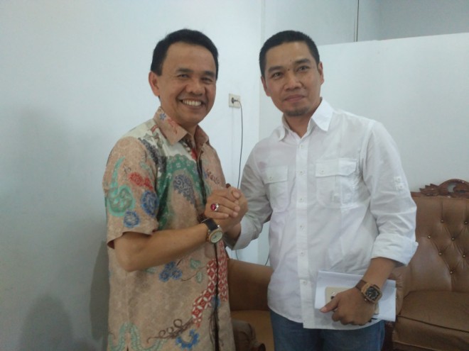 Adirozal dan Subur Budiman saat di Kantor DPW PPP Provinsi Jambi, Sabtu (4/11).