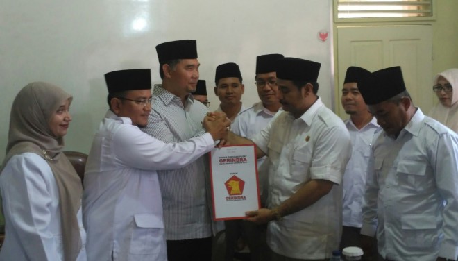 Fasha-Maulana Resmi Kantongi Rekomendasi Dukungan Gerindra.
