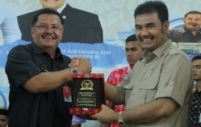 Joni Mardizal Plt Deputi Pengembangan Pemuda Kemenpora dan Pimpinan Komisi X DPR RI SAH