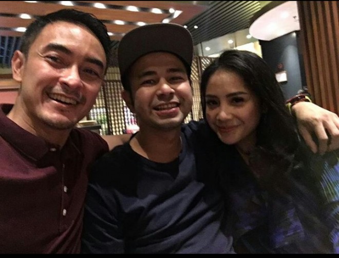 Foto: Instagram Zumi Zola bersama Raffi Ahmad dan Nagita.