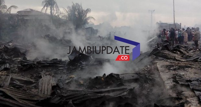 Kebakaran yang Menghanguskan Puluhan Rumah di Sabak Timur