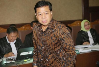 Ketua Umum Partai Golkar, Setya Novanto ketika hadir dalam sidang kasus dugaan korupsi e-KTP beberapa waktu lalu (Miftahul Hayat/Jawa Pos)