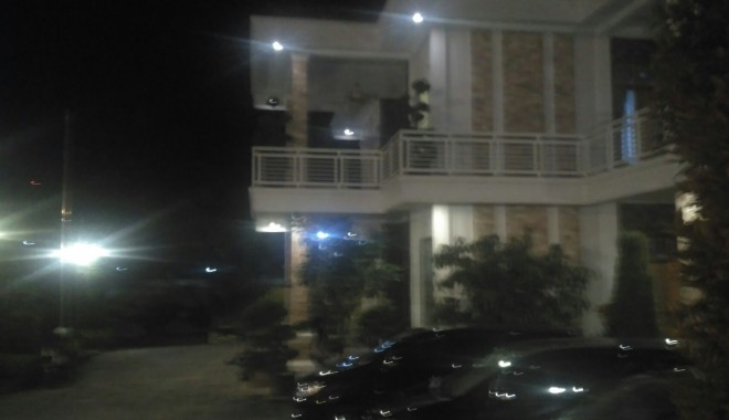 KPK saat Geledah Kediaman ARN.