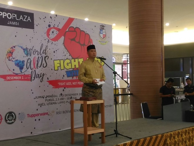 Walikota Jambi, Sy Fasha saat menghadiri Acara Fight Aids 2017.
