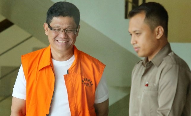 Erwan Malik usai diperiksa KPK kemarin (5/12) 