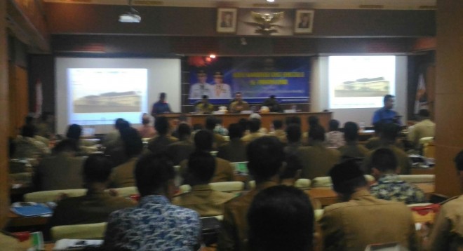 Zola Buka Rakor Camat Semester 2 se-Provinsi Jambi.  