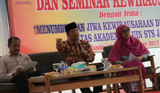 Dr Maulana Motivasi Civitas Akademika UIN STS Jambi untuk Berbisnis.