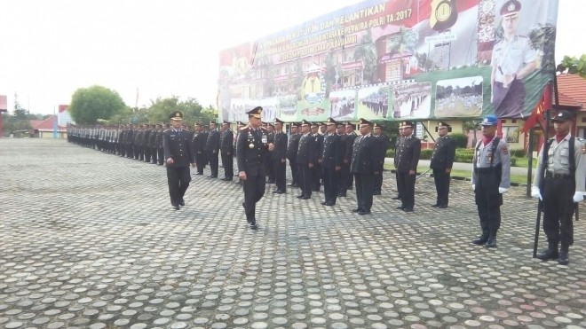 Kapolda Lantik Lulusan PAG Polda Jambi Tahun 2017