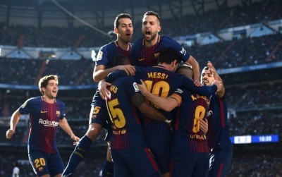 Barcelona sukses membungkam publik Santiago Bernabeu (Twitter @squawkanews)