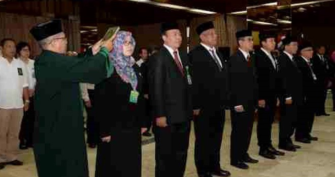  7 orang Pejabat Pimpinan Tinggi Pratama (Eselon II) lingkup KLHK di Jakarta, Rabu (27/12).