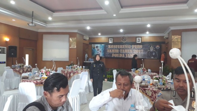 Polda Jambi Gelar Konferensi Pers Akhir Tahun 2017.