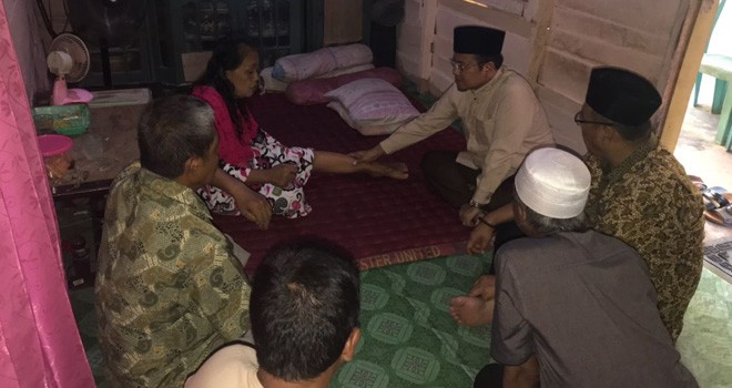 Dr Maulana saat Datang Blusukan.