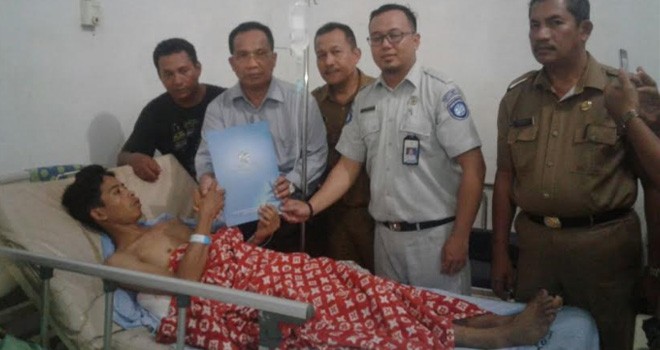 PT Jasa Raharja Cabang Jambi telah menyalurkan santunan kepada korban kecelakaan di Tebo Senin Kemarin (8/12).