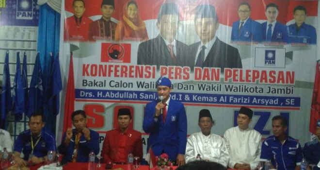 Ketua DPW PAN Provinsi Jambi Zumi Zola.
