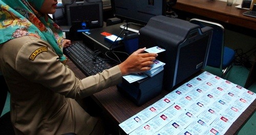 CETAK e-KTP: Dinas Dukcapil Batanghari, sudah menempatkan perekaman dan pencetakan Kartu Tanda Penduduk Elektronik (e-KTP) di 4 kecamatan.