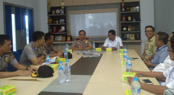Kapolda Muchlis Kunjungi Graha Pena Jambi Ekspres.