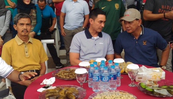 Ketua KONI Indra Armendaris, Gubernur Zumi Zola dan Sekda M Dianto