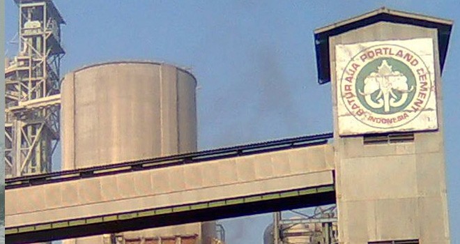 Pabrik semen batu raja. Foto : Net