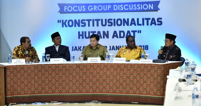 Wagub saat menjadi narasumber pada Focus Group Discussion (FGD) Konstitusionalitas Hutan Adat yang diselenggarakan oleh Research Center Media Group (RCMG).