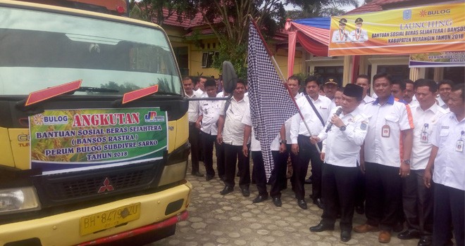 Bupati Merangin resmi melaunching Bantuan Sosial Beras Sejahtera (Rastra)