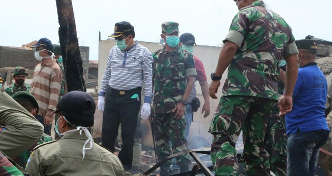 Wako AJB saat Terus Hadir Dilokasi Kebakaran.