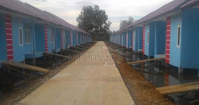 Rumah Nelayan di Kuala Tungkal.